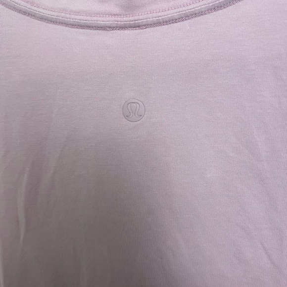 Lululemon light purple t-shirt - Picture 3 of 4